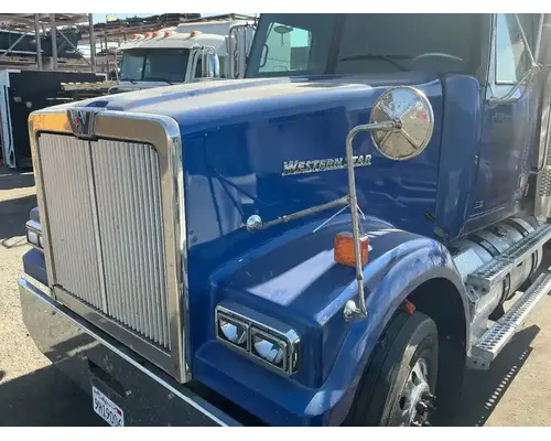 WESTERN STAR 4900 FA Hood