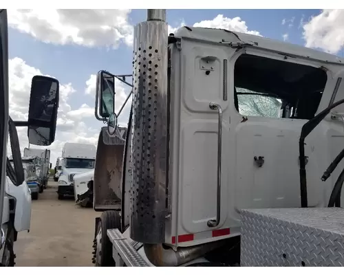 WESTERN STAR 4900 FA Muffler Shield