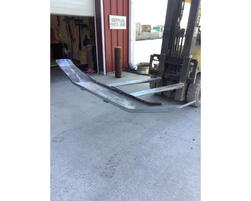 WESTERN STAR 4900 SB BUMPER-COMPLETE
