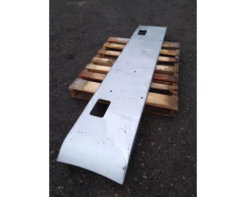 WESTERN STAR 4900 SF BUMPER-COMPLETE
