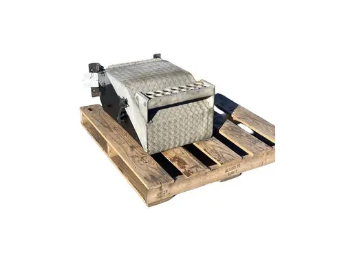 WESTERN STAR 4900E Battery Box