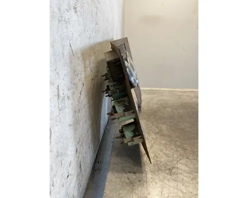 WESTERN STAR 4900E Instrument Cluster