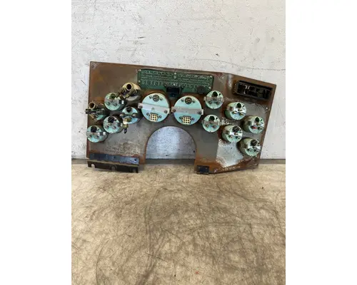 WESTERN STAR 4900E Instrument Cluster