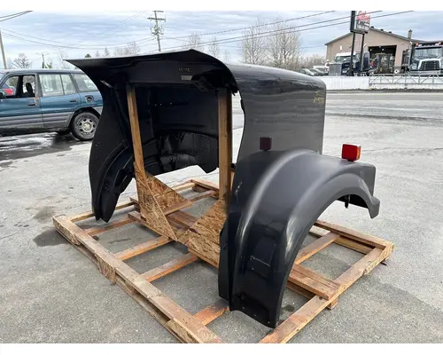 WESTERN STAR 4900FA Hood