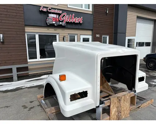 WESTERN STAR 4900FA Hood