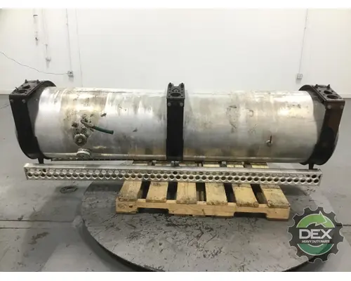 WESTERN STAR 4900SA Fuel Tank