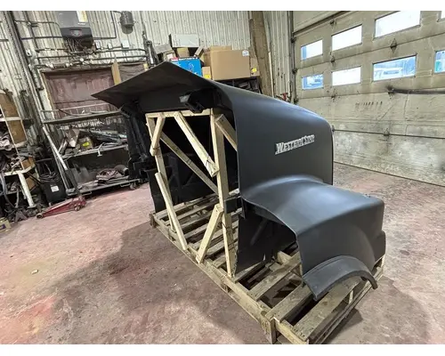 WESTERN STAR 4900SA Hood