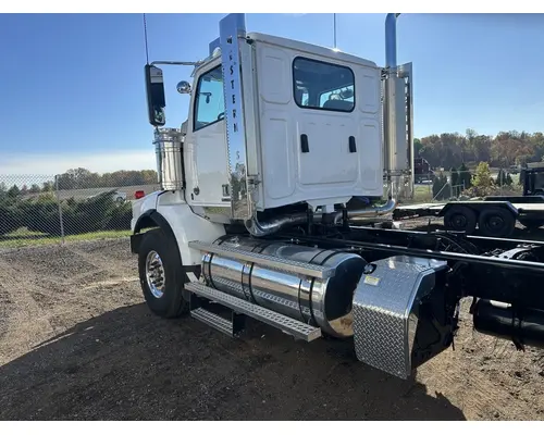 WESTERN STAR 4900SB Tri-Drive Cab and Chassis Rebuilders