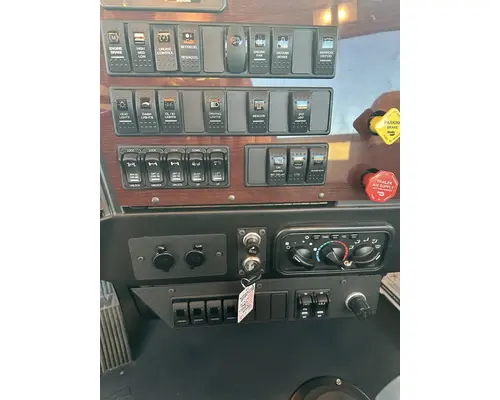 WESTERN STAR 4900SB Tri-Drive Cab and Chassis Rebuilders