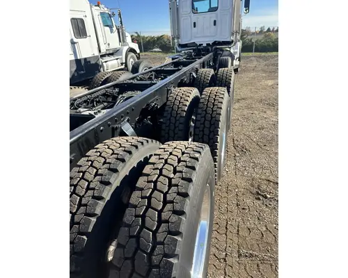 WESTERN STAR 4900SB Tri-Drive Cab and Chassis Rebuilders