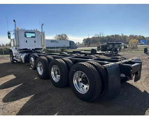 WESTERN STAR 4900SB Tri-Drive Cab and Chassis Rebuilders