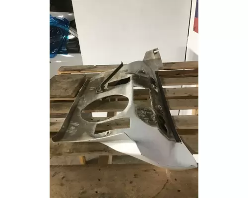 WESTERN STAR 4900SBA CAB SKIRT FILLER PANEL