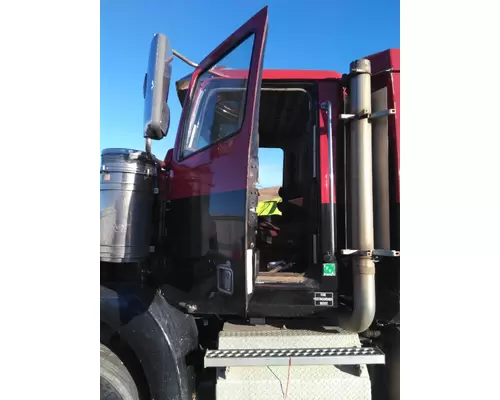 WESTERN STAR 4900SBA CAB