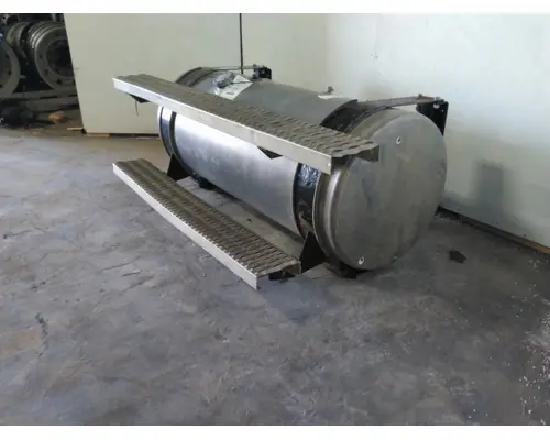WESTERN STAR 4900SBA FUEL TANK