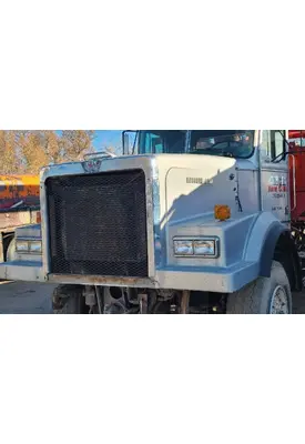WESTERN STAR 4900SBA HOOD
