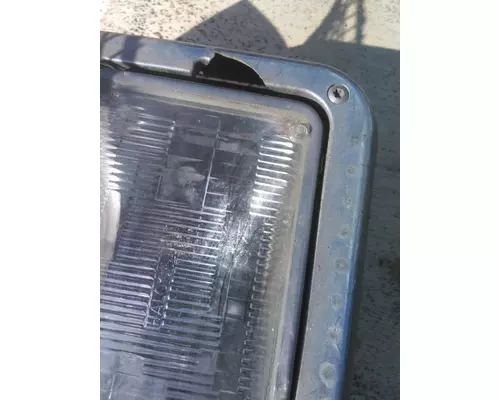 WESTERN STAR 4900SFA HEADLAMP ASSEMBLY