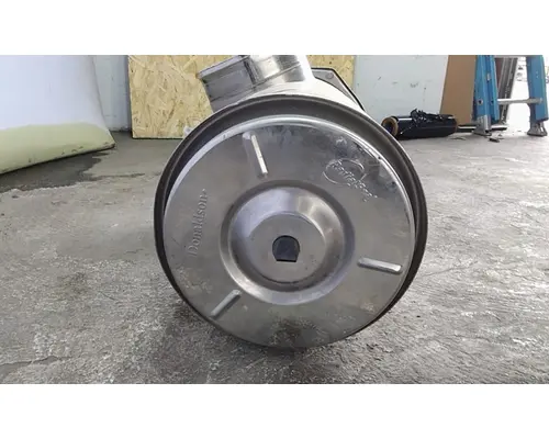 WESTERN STAR 4900 AIR CLEANER