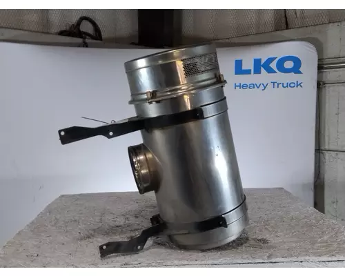 WESTERN STAR 4900 AIR CLEANER