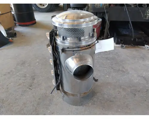 WESTERN STAR 4900 AIR CLEANER