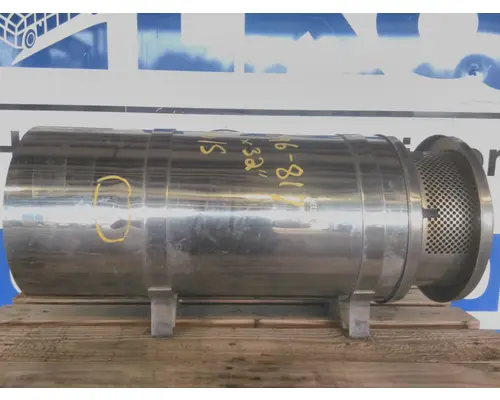 WESTERN STAR 4900 AIR CLEANER