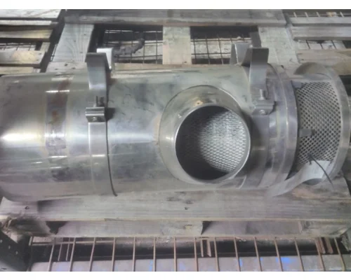 WESTERN STAR 4900 AIR CLEANER
