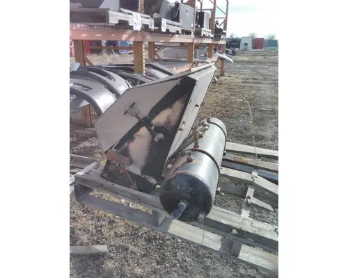 WESTERN STAR 4900 BATTERY BOX