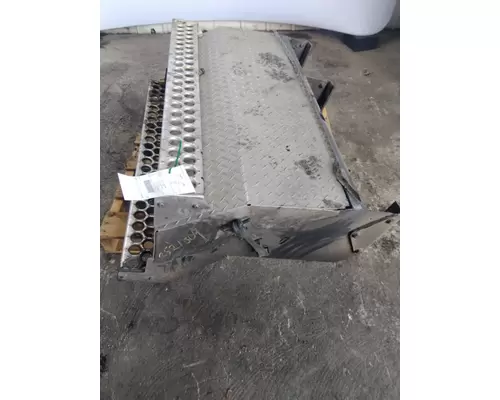 WESTERN STAR 4900 BATTERY BOX