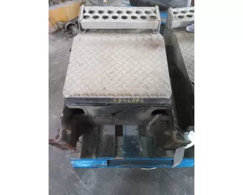 WESTERN STAR 4900 BATTERY BOX