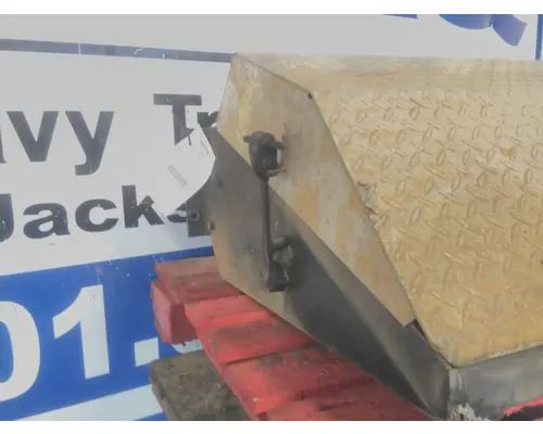 WESTERN STAR 4900 BATTERY BOX