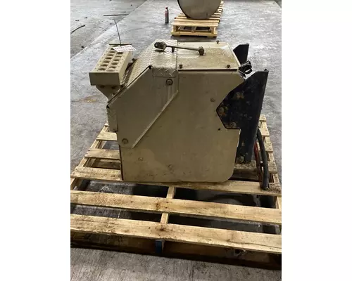 WESTERN STAR 4900 Battery Box