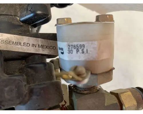 WESTERN STAR 4900 Brake Proportioning Valve