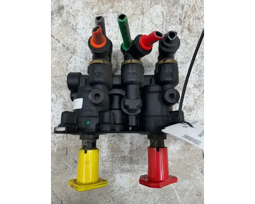 WESTERN STAR 4900 Brake Proportioning Valve