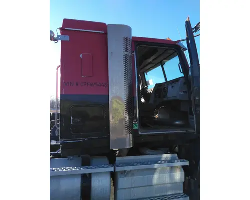 WESTERN STAR 4900 CAB