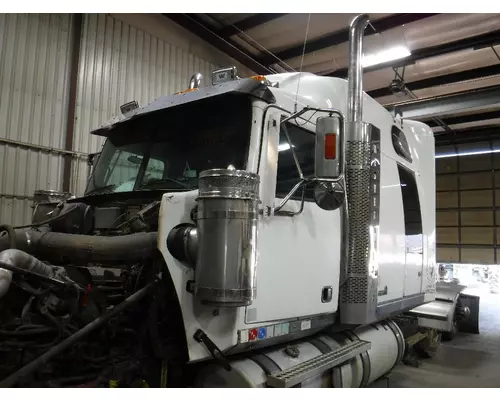 WESTERN STAR 4900 Cab Clip