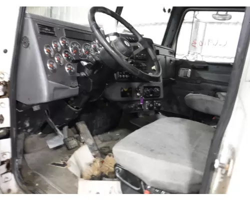 WESTERN STAR 4900 Cab Clip