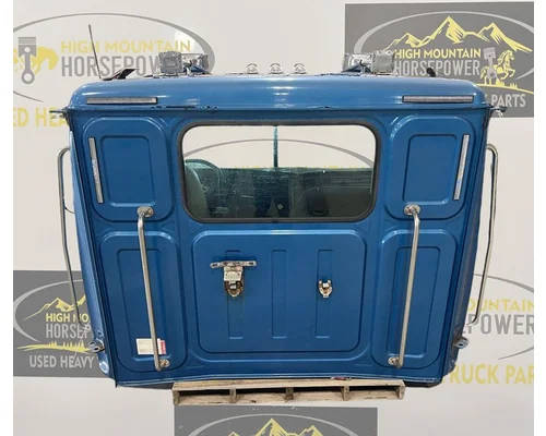 WESTERN STAR 4900 Cab
