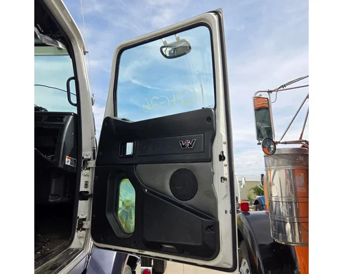 WESTERN STAR 4900 Cab