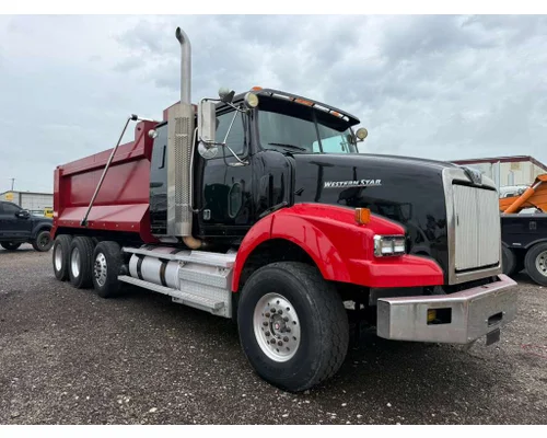 WESTERN STAR 4900 Complete Vehicle