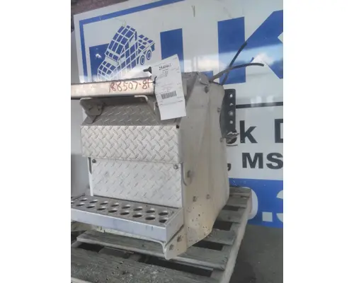 WESTERN STAR 4900 DEF TANK