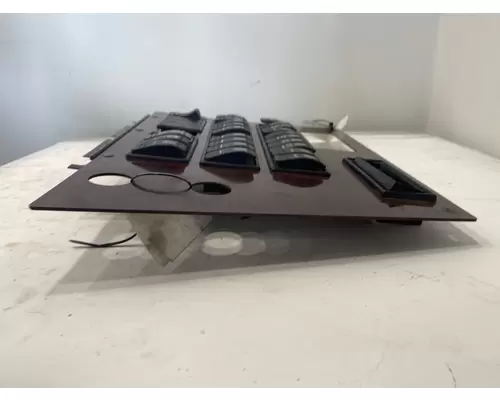 WESTERN STAR 4900 Dash  Console Switch