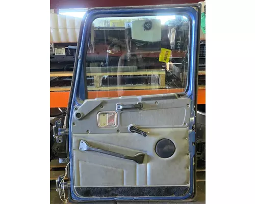 WESTERN STAR 4900 Door Assembly, Front