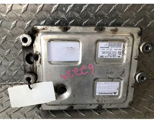 WESTERN STAR 4900 ECM (EGR Maintenance Reminder)