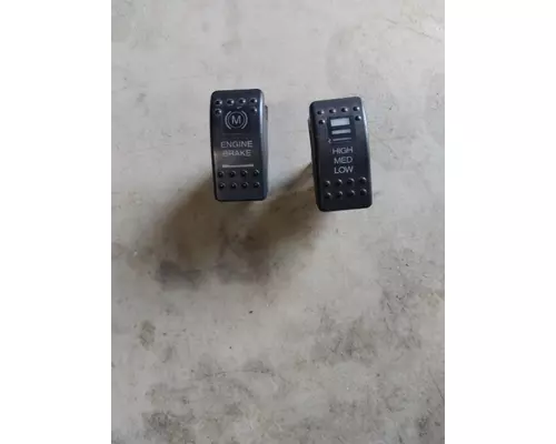 WESTERN STAR 4900 ENGINE BRAKE SWITCH