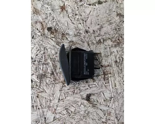 WESTERN STAR 4900 ENGINE BRAKE SWITCH