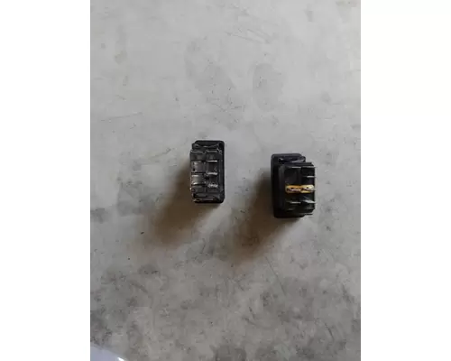 WESTERN STAR 4900 ENGINE BRAKE SWITCH