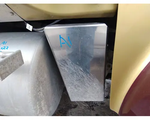 WESTERN STAR 4900 FENDER EXTENSION