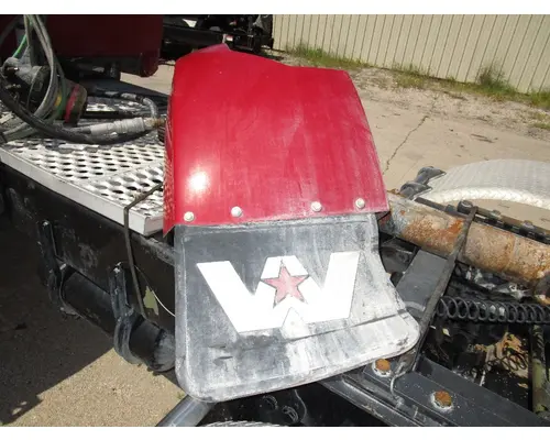 WESTERN STAR 4900 Fender Extension