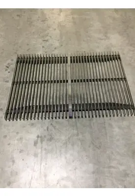 WESTERN STAR 4900 GRILLE