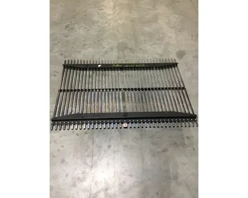 WESTERN STAR 4900 GRILLE