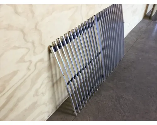 WESTERN STAR 4900 GRILLE